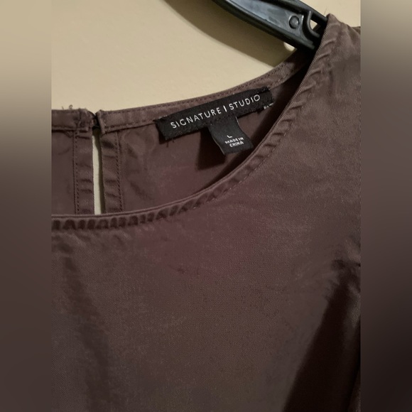 Signature Studio Cut Out Sleeve Dress - Picture 2 of 5